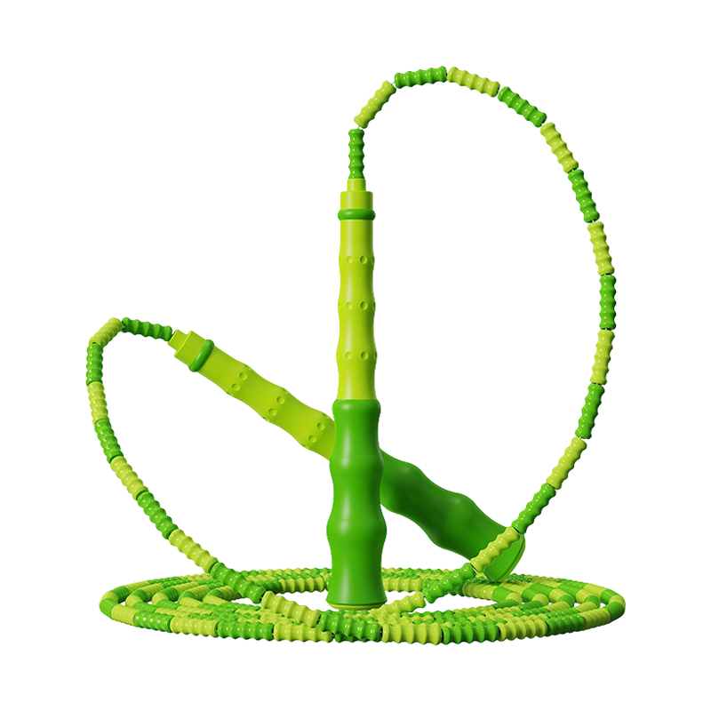 Alunos da escola primária TS-18 começam a aprender a pular corda de bambu